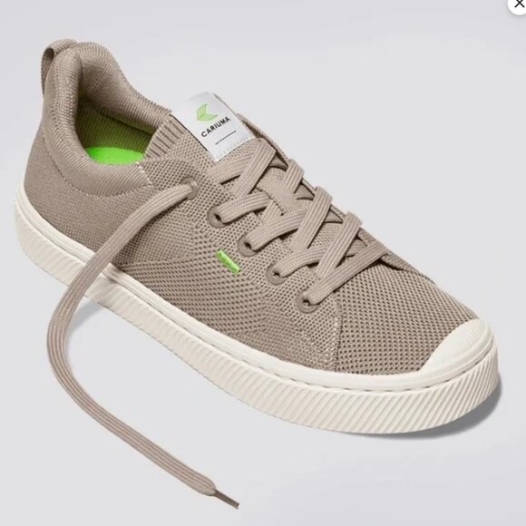 NEW! Cariuma IBI Low Sand Knit Sneaker - Size U.S Women's 8.5/Men's 7 - Picture 1 of 9